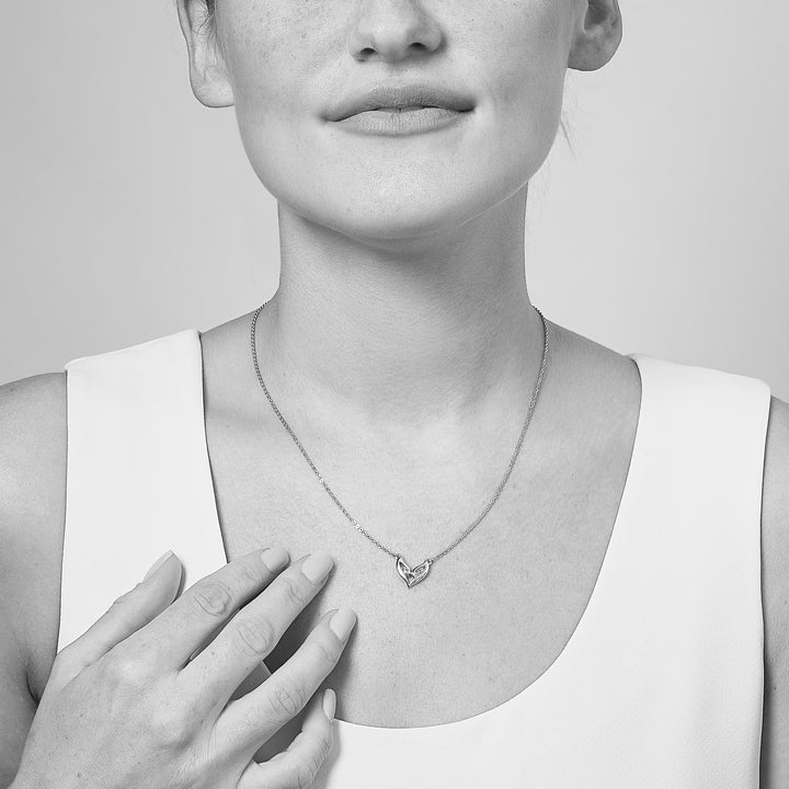 gold vermeil v necklace