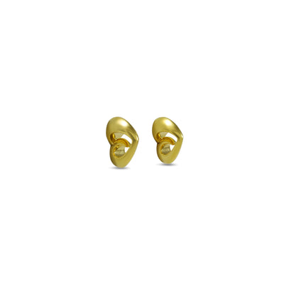 gold stud earrings